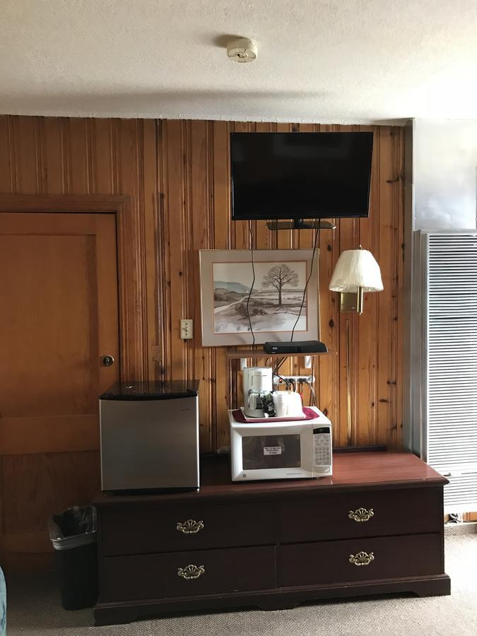 טוקומקארי Americana Motel מראה חיצוני תמונה