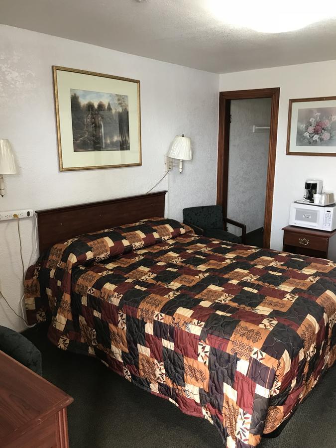 טוקומקארי Americana Motel מראה חיצוני תמונה