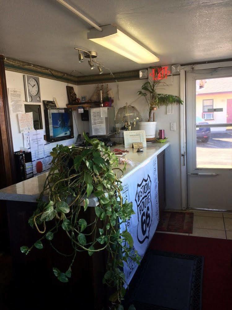 טוקומקארי Americana Motel מראה חיצוני תמונה